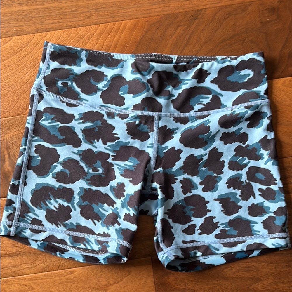Leopard Print booty shorts